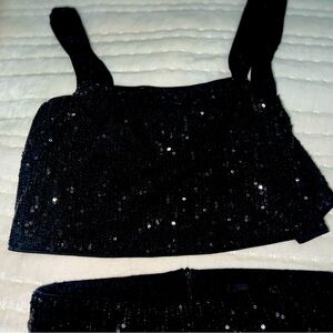 Two piece sparkly black set ✨🖤